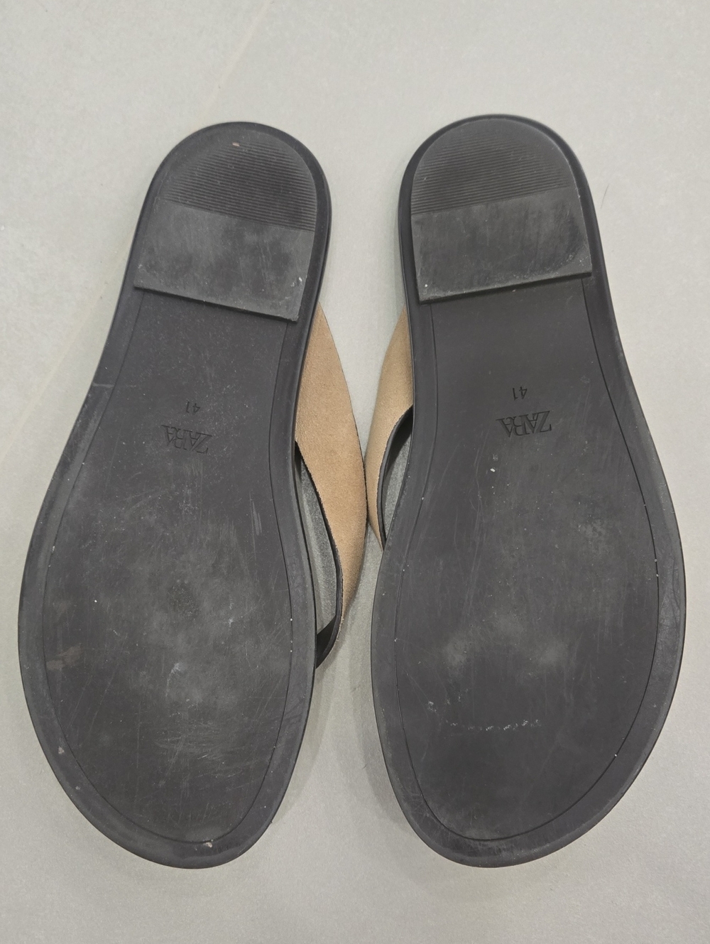 Zara Flat Split Suede Sandals with Metal Embellishment in tan suede Size 41/ 10 - Picture 5 of 5